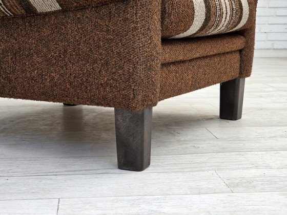 Image 1 of 1970, Deense clubfauteuil, originele wollen bekleding, zeer goede staat.