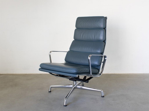 Vitra EA 222 Softpad Sessel Leder, Charles Eames.