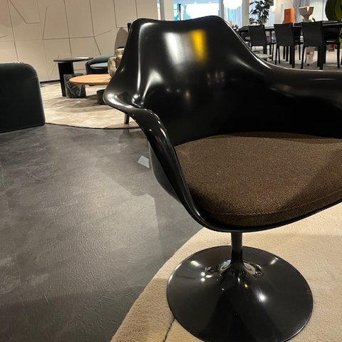 Image 1 of Sedia da pranzo Saarinen di Knoll International (set di 4)