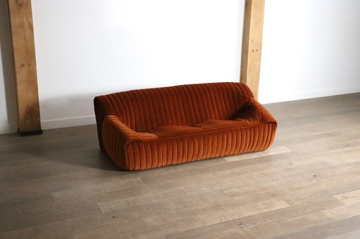 Original Cinna Sandra three seater sofa in velvet by Annie Hieronimus, France 1970s