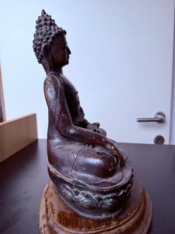 Shakyamuni Buddha Statue – Sculpture, Bronze, Wood (photo 6 of 8)