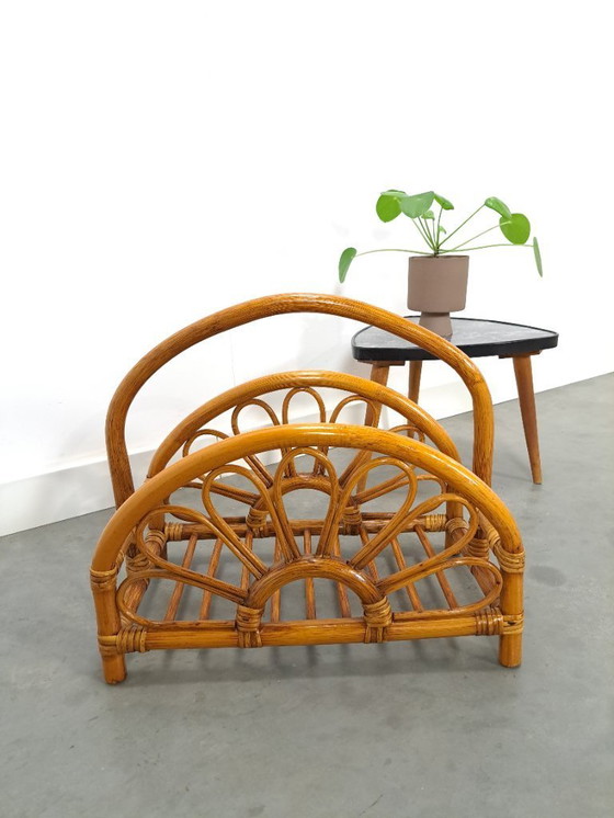 Image 1 of Rattan magazine rack, reading basket
