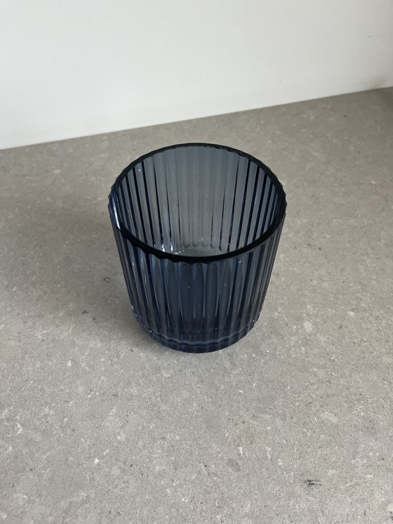 Image 1 of Lyngby blauwe theelichthouder in fluted glas 