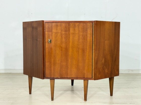 Image 1 of Meuble d'angle style années 60 / Meuble vintage