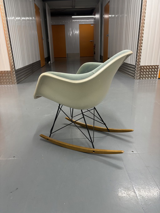 Herman Miller Eames RAR Rocking Chair - Original - Vintage