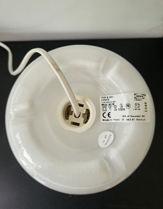 Image 1 of Lampada da tavolo vintage Ikea Lykta bianca.