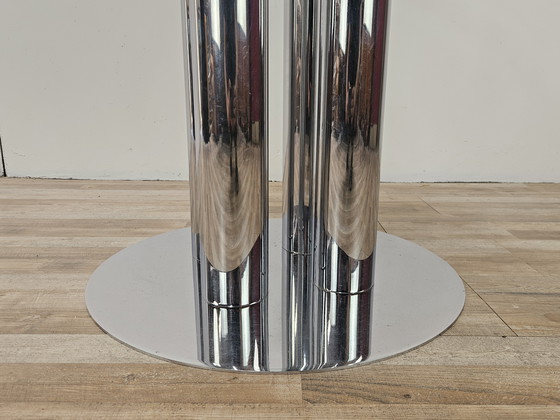 Image 1 of Table en métal vintage avec plateau en verre rond