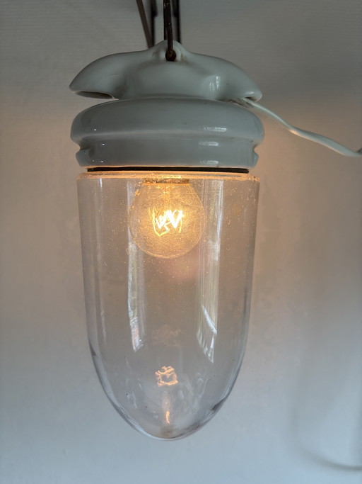 Lampe en porcelaine vintage