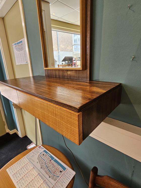 Image 1 of Vintage Mid-Century Hoge Spiegel met Lades en Handgrepen