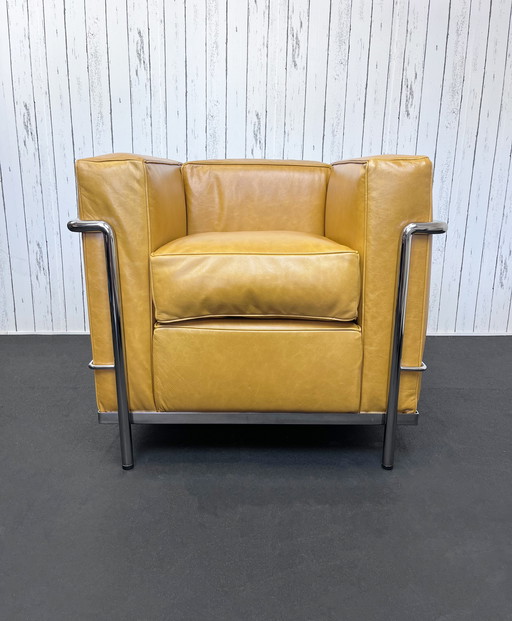 Lc2 Chair Le Corbusier, Cassina, Charlotte Perriand Seats