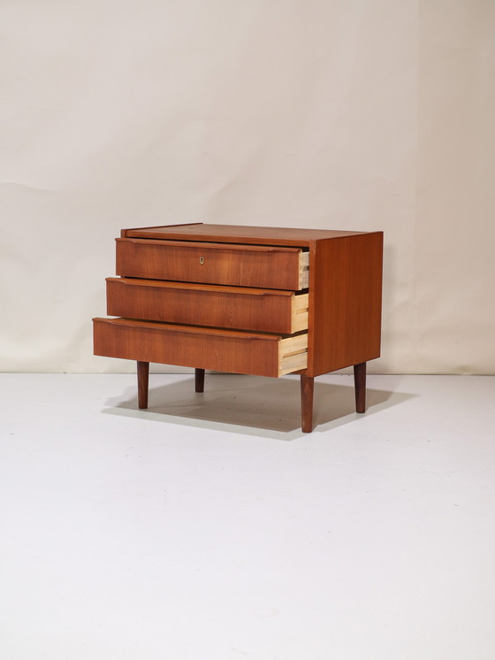 Image 1 of (2x) Kleine Kommode Teakholz vintage Dänisch