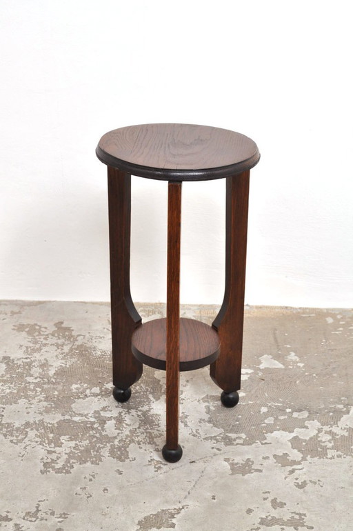 Vintage Art deco side table in oak, 1920s