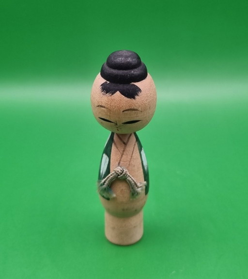 Anmutige Vintage Kokeshi von Mamoru Izu (1925–2019)