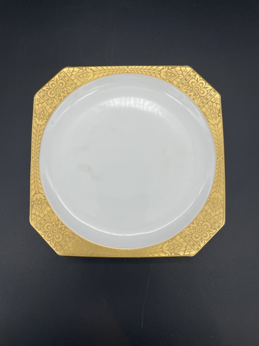 Elegant vierkant porseleinen bord van Hutschenreuther Selb, gemaakt tussen 1925 en 1939 op basis van het bodemmerk.