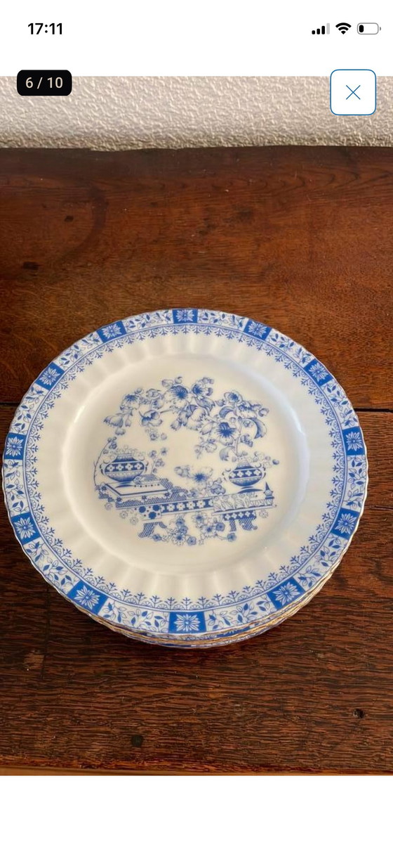 Image 1 of Seltmann Weiden porcelain tableware, 17 pieces