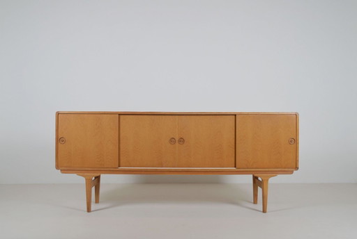 Dänisches minimalistisches Sideboard aus heller Eiche, 1960er Jahre