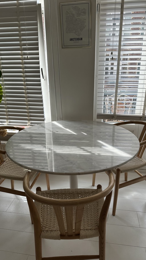 Round marble dining table 110cm
