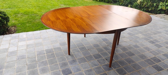 Vintage Extendable Dining Table – Wood (photo 5 of 5)