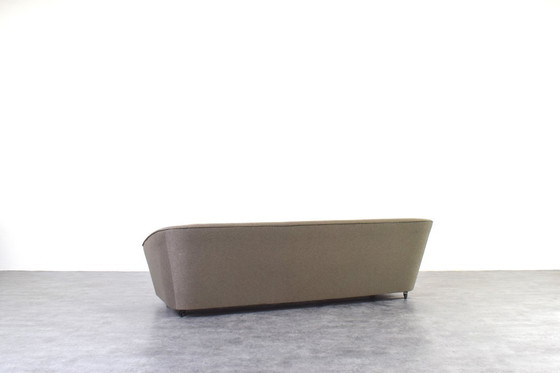 Image 1 of Ruimtevaart-achtige Duitse sofa uit de jaren 60.