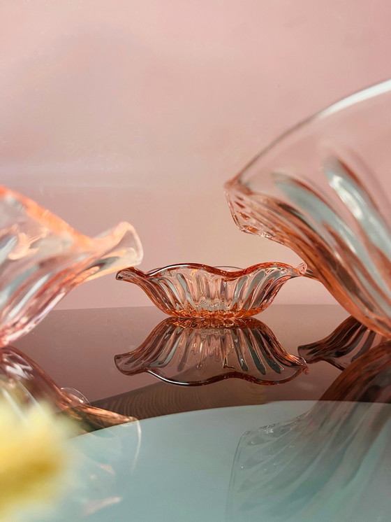 Image 1 of UNIQUE VINTAGE PINK PRESSED GLASS BOWL SET