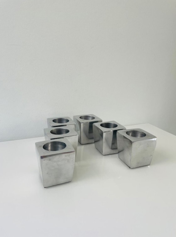 Image 1 of Ensemble de 6 porte-bougies chauffe-plat géométriques en acier inoxydable – motif cubiste