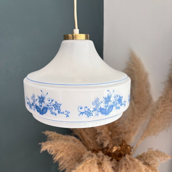 Original vintage pendant lamp – Glass (photo 2 of 12)