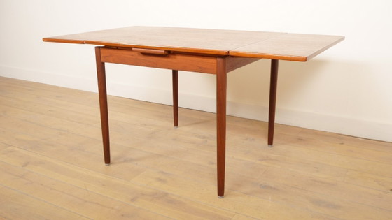 Image 1 of Compact vintage dining table | extendable | 1960s