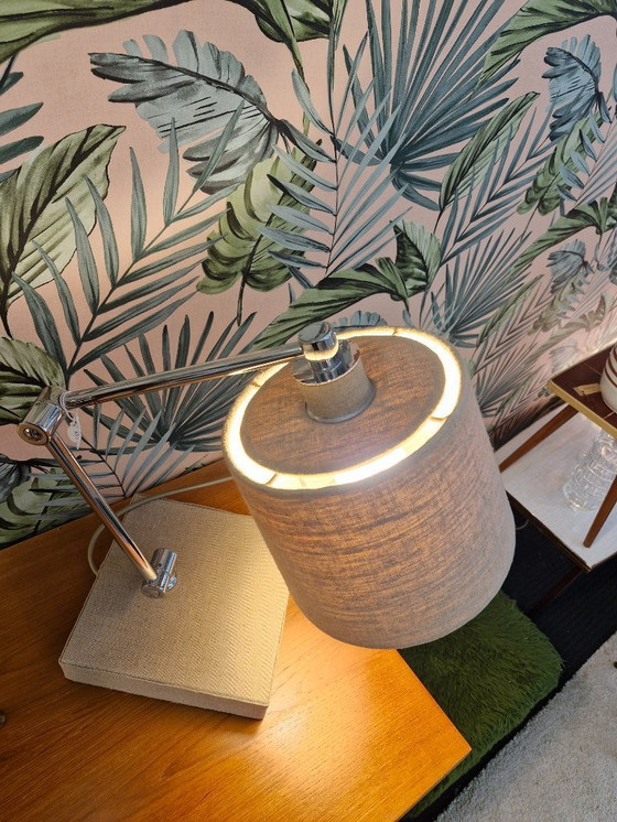 Image 1 of Lampe de bureau vintage chromée/beige années 70