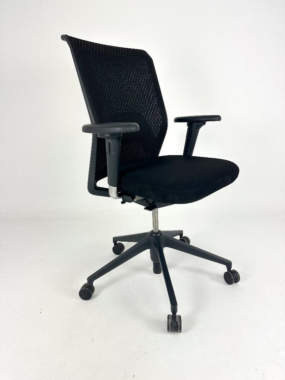 Image 1 of Vitra ID MESH Chair