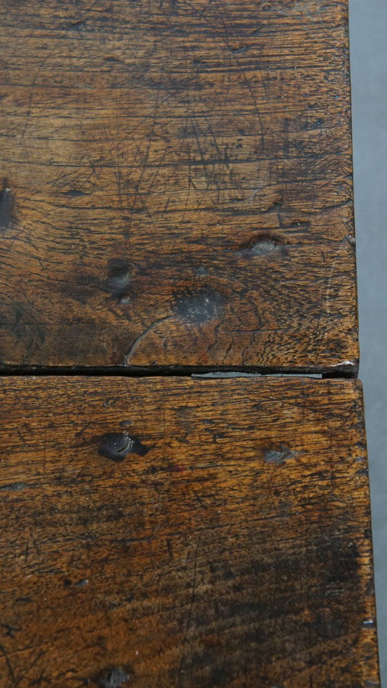 Image 1 of Großer antiker Couchtisch aus Kastanienholz aus dem frühen 19.