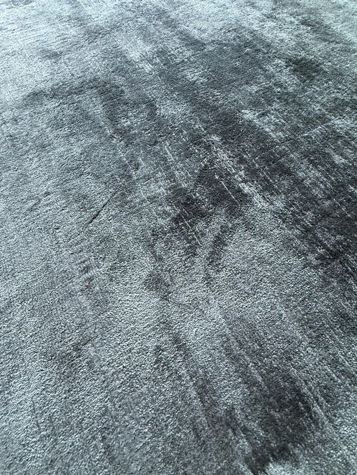 Kymo carpet 212 x 212 deep carbon