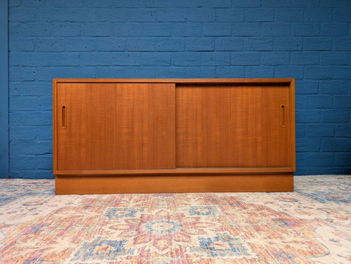 Vintage sideboard, Danish design by Hundevad, 1960s