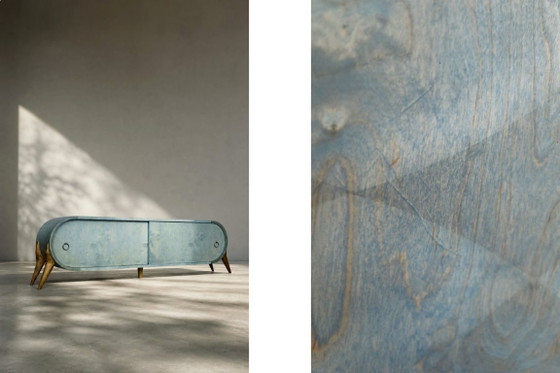 Image 1 of Credenza in legno stile Mid-Century Modern italiano, colore turchese, linee aerodinamiche, anni '60.