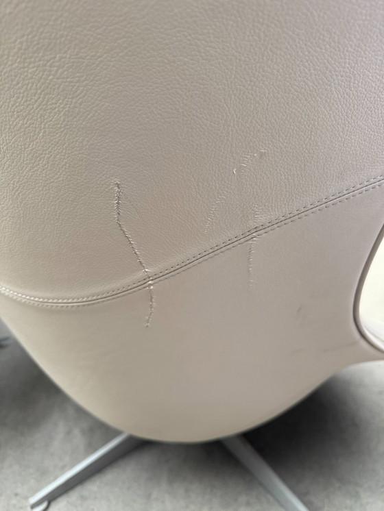 Image 1 of Poltrona Frau Regina