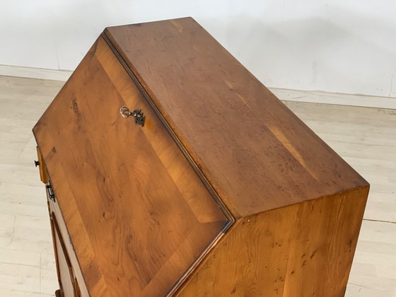 Image 1 of Secrétaire de style colonial armoire à écrire armoire de salon vintage