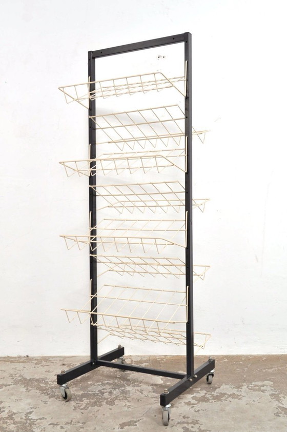 Image 1 of Porte-revues vintage provenant d'un monastère, années 1960