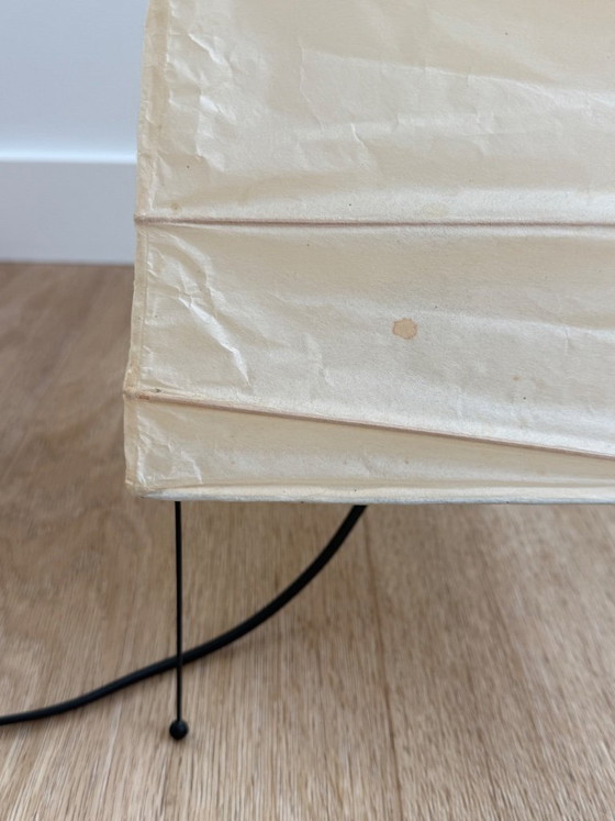 Image 1 of Pair of vintage Isamu Noguchi Akari 4N table lamps with original WB Form box