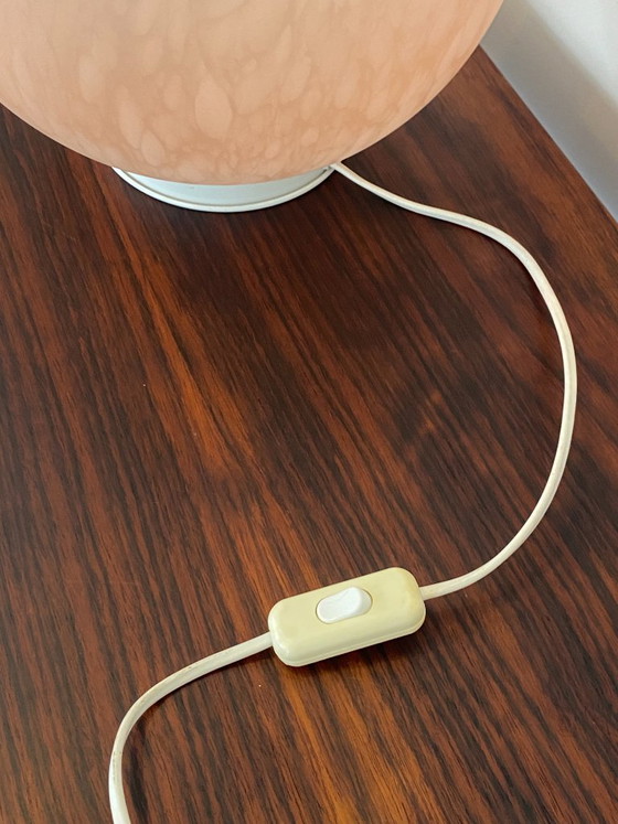 Image 1 of Luminaire Lampe œuf egg rose en verre moucheté verre de Vianne vintage 1970
