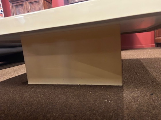 Table basse Maud en laiton gravé – Tables basses, Brass, Plastic (photo 15 of 17)