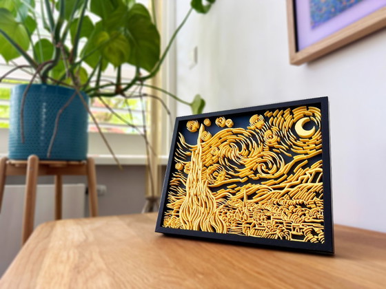 Starry Night Reimagined — Sculpturaal Reliëf (S) – Studio Mihai Enescu, Wanddecoratie, Plastic (photo 6 of 14)