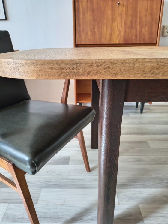 Image 1 of Mid-Century extendable dining table (120-165) – Oak