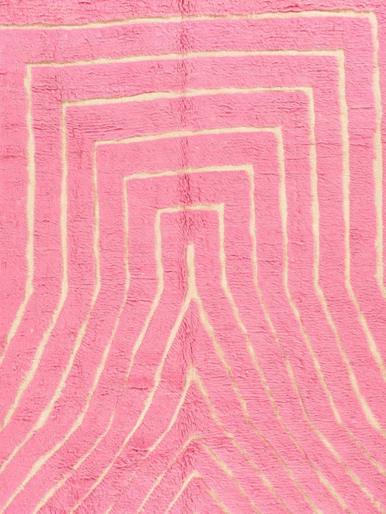 Image 1 of Wool Berber pink carpet 300/200cm