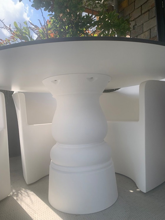 Image 1 of Marcel Wanders voor MOOOI, eettafel