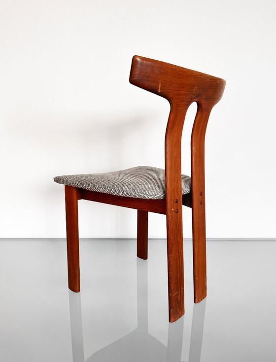 Juego de dos sillas T raras fabricadas en Dinamarca – A.B.J. Møbler, Sillas de comedor, Wood, Vintage (photo 11 of 20)
