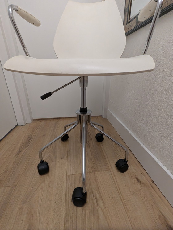 Image 1 of Maui Kartell office chair