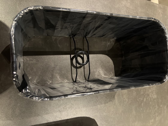 Image 1 of Nieuw: 2 Eichholtz zwsrte lampenkappen