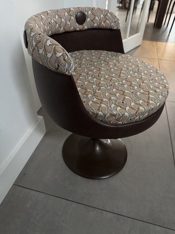 Image 1 of Ronde tulpfauteuil jaren 70