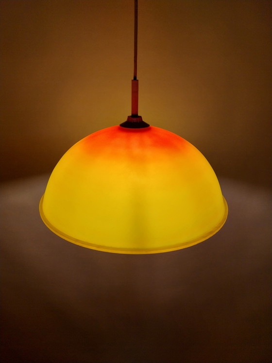 Image 1 of 1 x lampe suspendue en verre en forme de soleil 1970