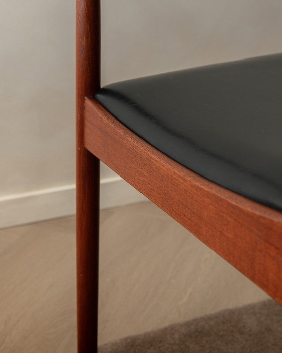 Deense moderne teakhouten eetkamerstoelen van Johannes Nørgaard, jaren 60, set van 5 – Johannes Norgaard (photo 13 of 18)