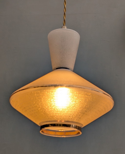 Suspension française en verre dépoli, années 60